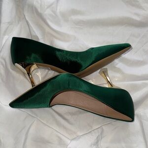 Elegant Green Satin Pumps